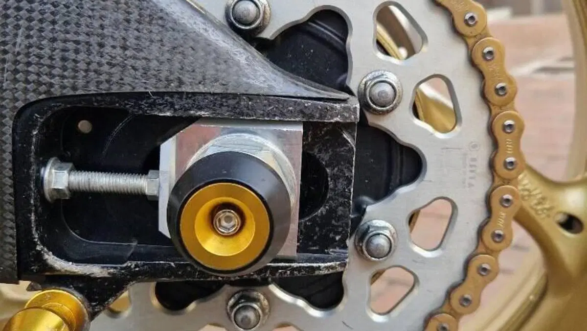 Suzuki GSX-R1000 (2012 - 15)  (18)