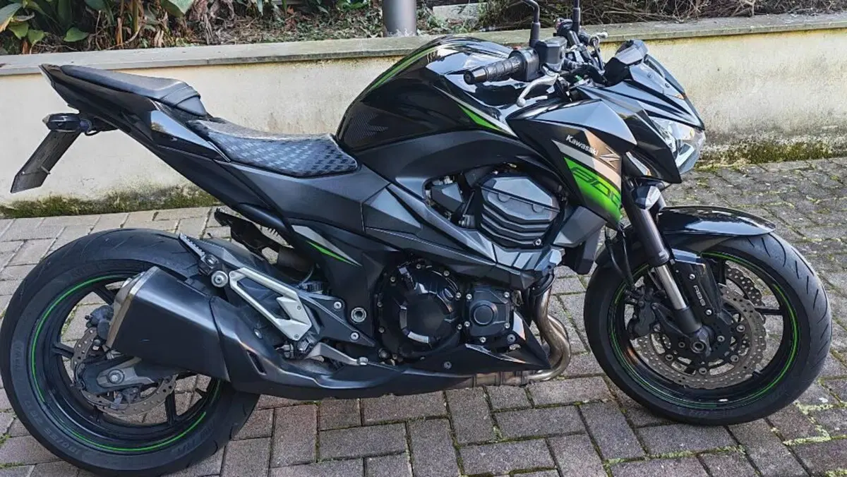 Kawasaki Z 800 ABS (2012 - 16)  (2)