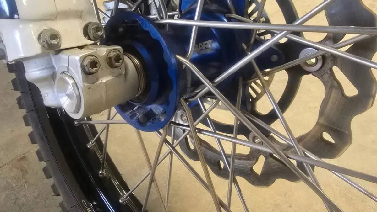 Husqvarna 701 Enduro (2016)  (6)