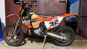 KTM 250 EXC E (2017) 