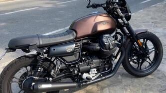 Moto Guzzi V7 III Stone Night Pack (2019 - 20)