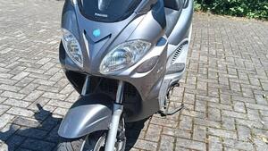 Piaggio X9 250 Evolution 