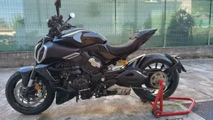 Ducati Diavel V4 (2023 - 26)  (4)
