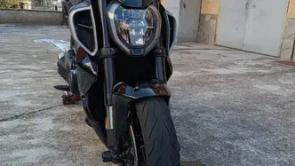 Ducati Diavel V4 (2023 - 26) usata