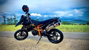 KTM 690 Supermoto 
