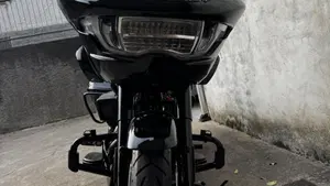 Harley-Davidson Road Glide Special (2021 - 23)  (2)