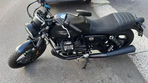 Moto Guzzi V7 Stone (2021 - 24)  (3)