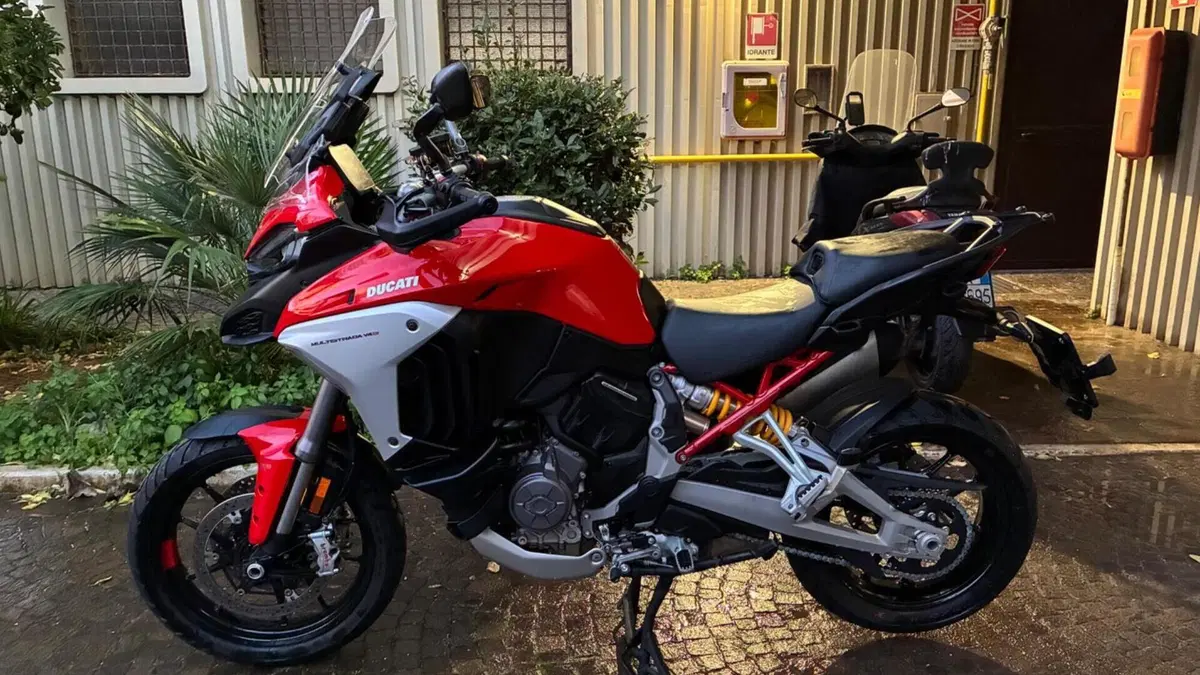 Ducati Multistrada V4 S (2021 - 24)  (2)