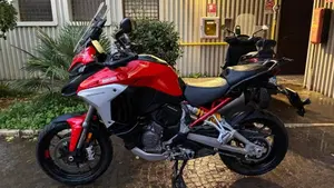 Ducati Multistrada V4 S (2021 - 24)  (2)