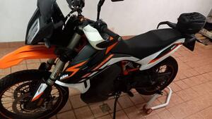 KTM 890 Adventure R (2022) 