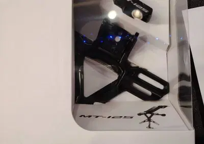 Porta targa sportivo per YAMAHA MT-125 2021 - Annuncio 9911999