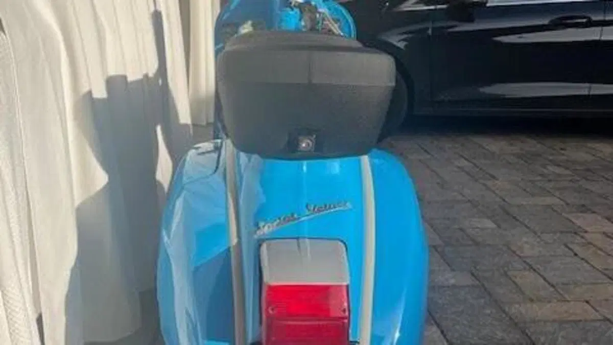 Piaggio   (2)