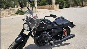 Moto Guzzi V7 III Stone (2017 - 20) 