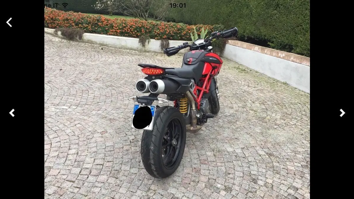 Ducati Hypermotard 796 (2012)  (5)