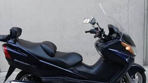 Suzuki Burgman AN 400 R (2003) 