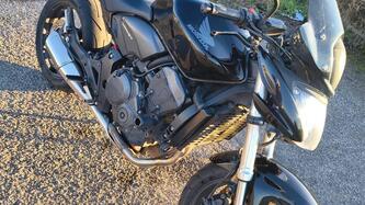 Honda Hornet 600 (2007 - 10) usata