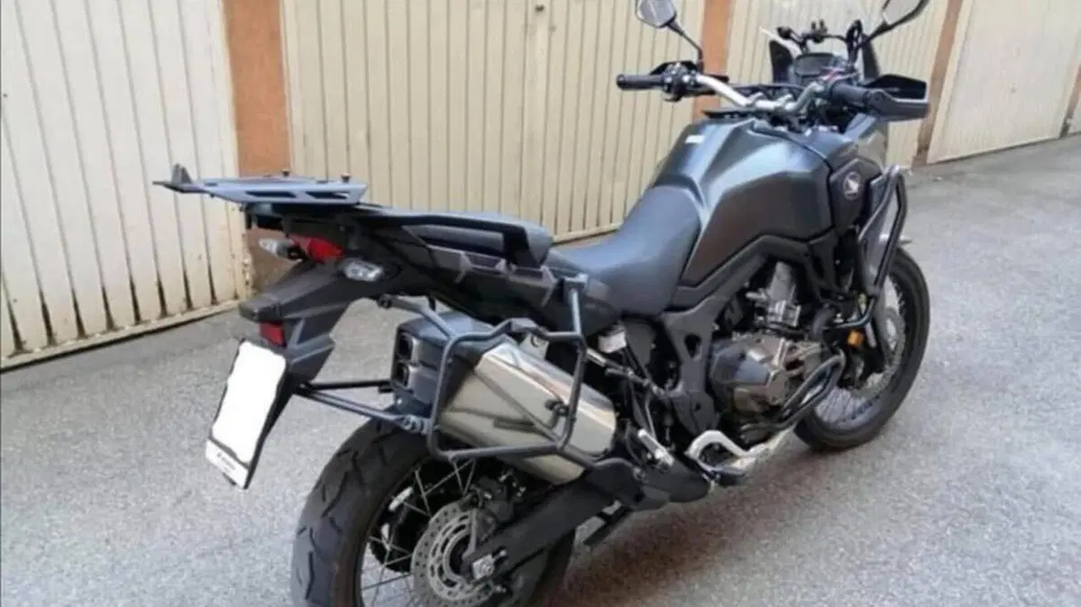 Honda Africa Twin CRF 1000L DCT ABS (2016 - 17)  (5)