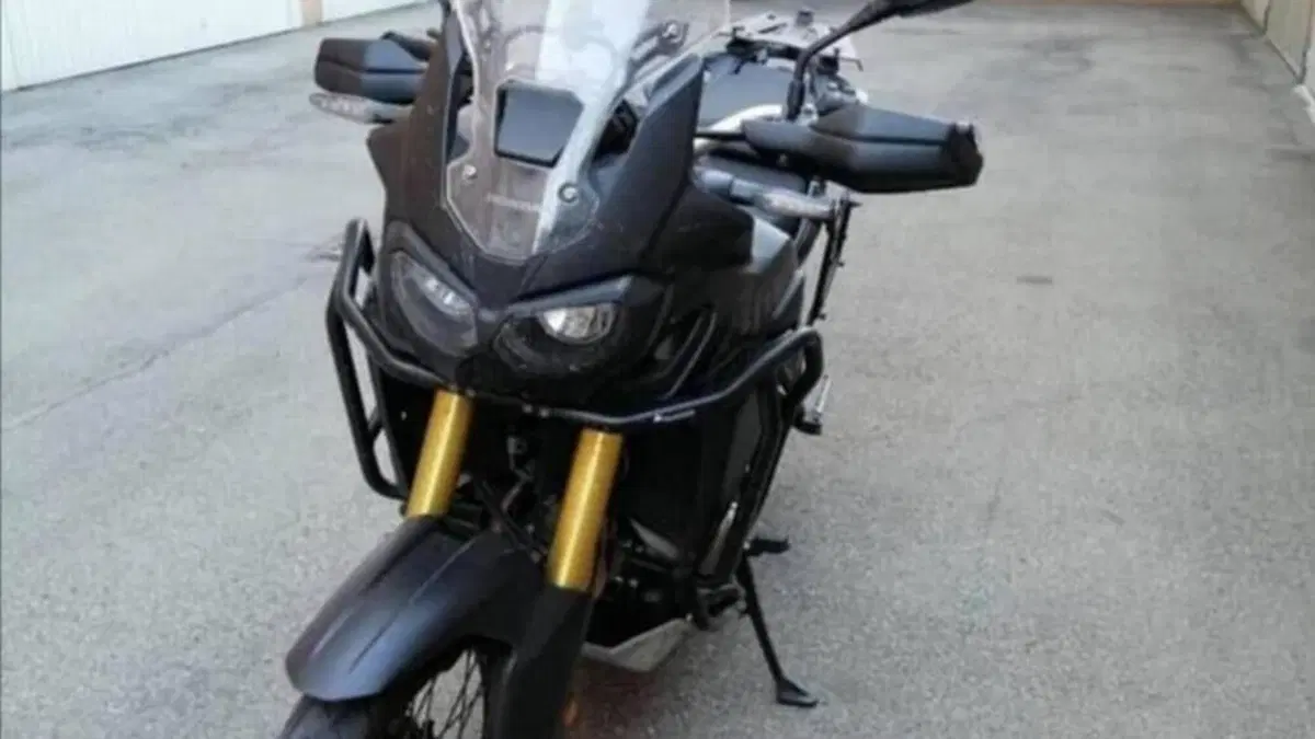 Honda Africa Twin CRF 1000L DCT ABS (2016 - 17)  (6)