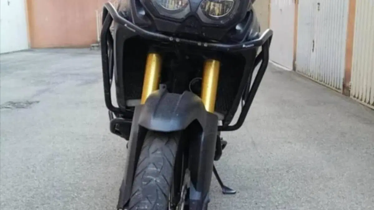 Honda Africa Twin CRF 1000L DCT ABS (2016 - 17)  (8)