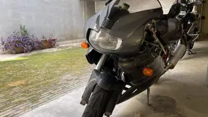 Ducati SuperSport 900 (1998 - 00)  (2)