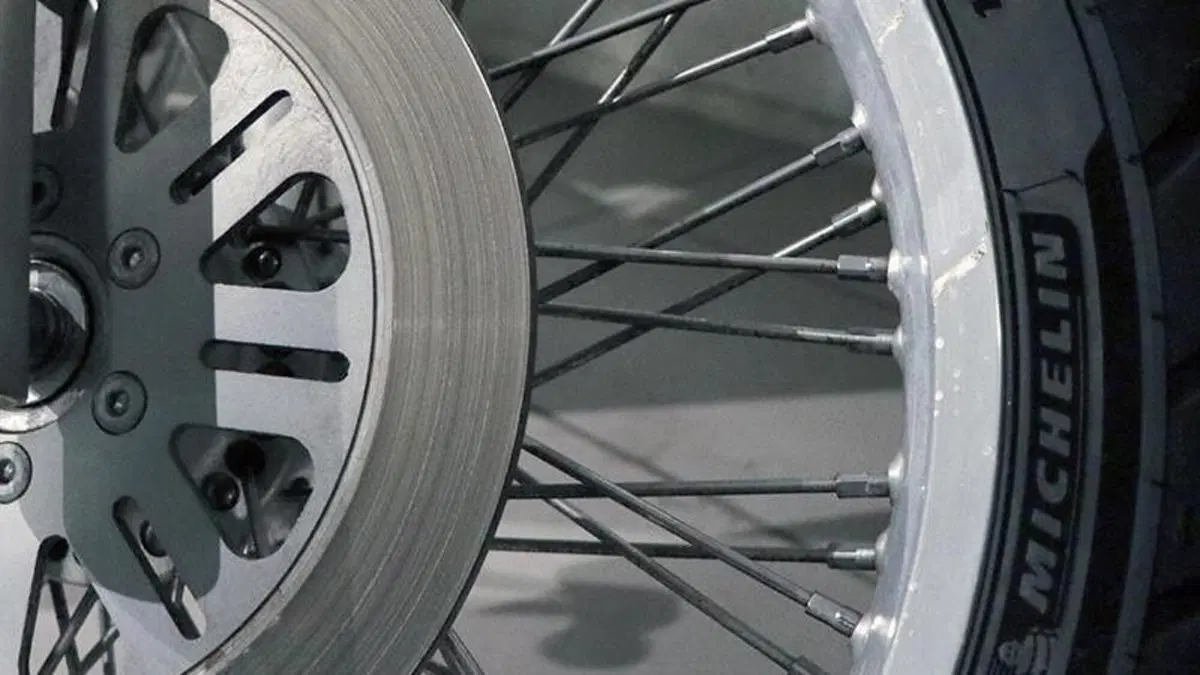 Suzuki VS 600 GLF Intruder (1996 - 98)  (5)