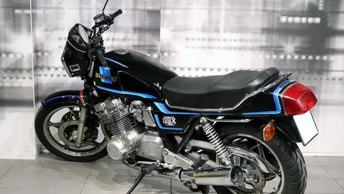Suzuki GSX 1100 S-ES (1980 - 87)  (2)