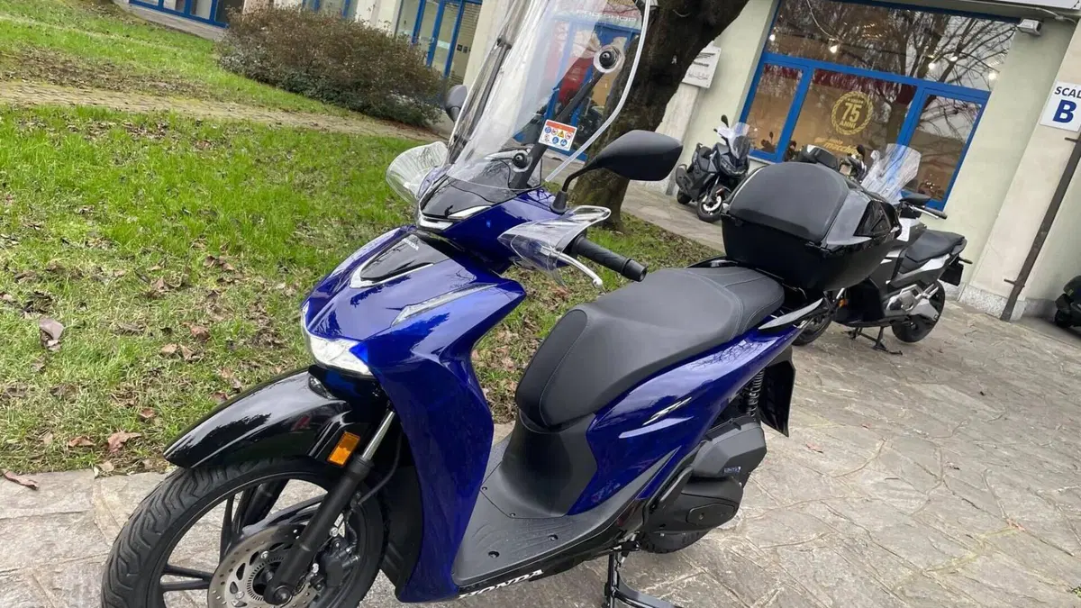 Honda SH 125 Vetro (2026)  (4)