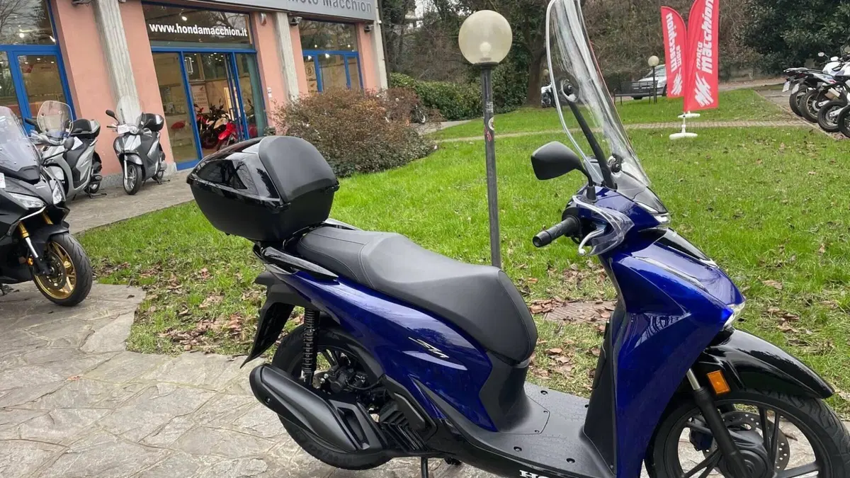 Honda SH 150 Vetro (2026)  (3)