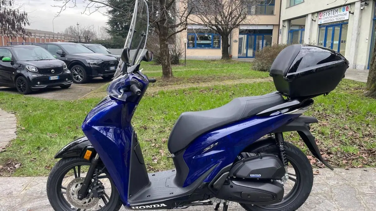 Honda SH 150 Vetro (2026)  (6)
