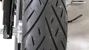 Harley-Davidson 1200 Custom (2018 - 20) - XL1200C  (9)