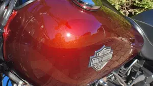Harley-Davidson 1690 Wide Glide (2010 - 17) - FXDWG  (6)