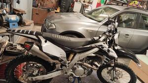 Kawasaki KX 250 F (2021) 