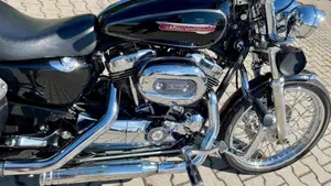 Harley-Davidson 1200 Custom (2007 - 13) - XL 1200C  (2)