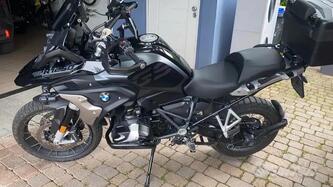 Bmw R 1250 GS Ultimate Edition (2023) usata