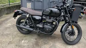 Triumph Bonneville T100 Black (2017 - 20)  (5)