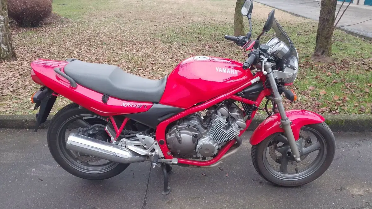 Yamaha XJ 600 N (1995 - 97)  (2)