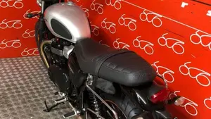 Triumph Street Twin 900 (2016)  (4)