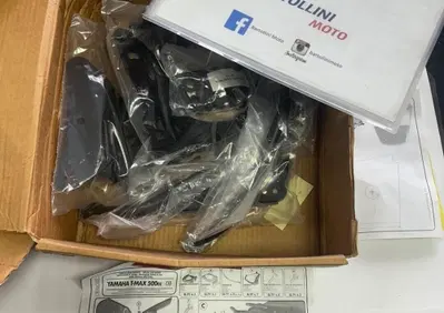 Porta valigia specifico per T MAX 500 - Annuncio 9914593