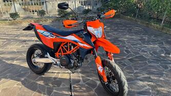 KTM 690 SMC R (2023 - 25) usata