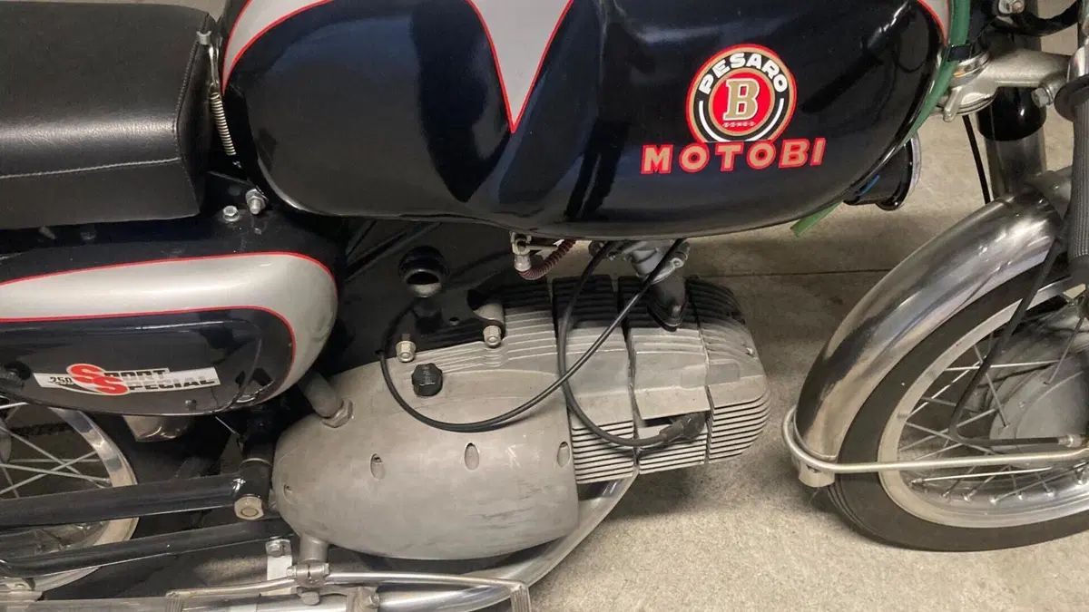 Motobi   (14)
