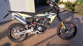 Fantic Motor Motard 125 Performance 4t (2020) usata