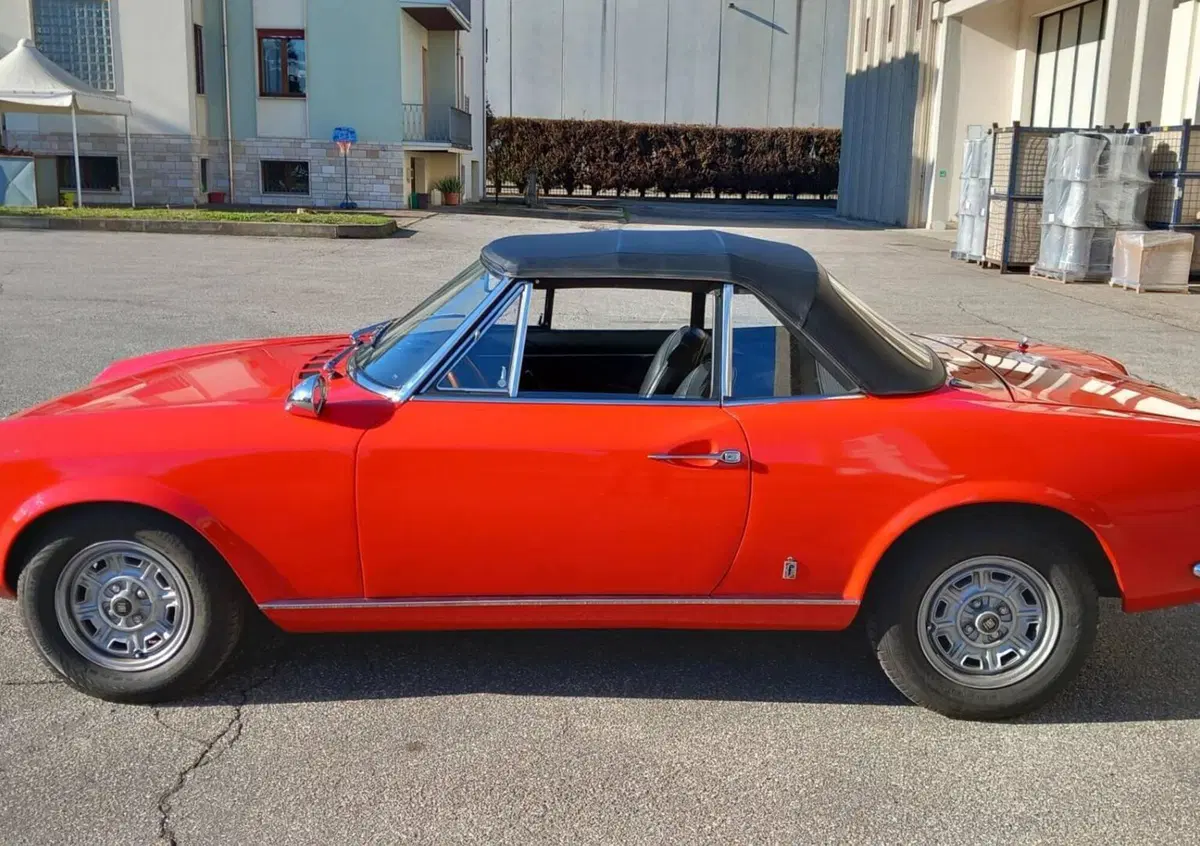 Fiat 124 sport spider  (4)