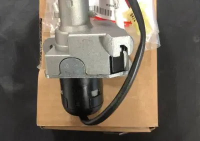 SERRATURA COMMUTATORE ACCENSIONE PER HONDA SH 300 - Annuncio 9914790
