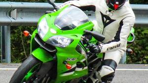 Kawasaki Ninja 636 ZX-6R (2002 - 03) 