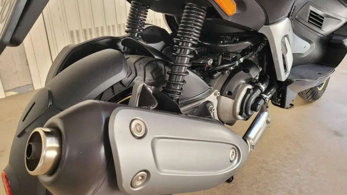 Gilera Runner 200 VXR (2002 - 05)  (2)