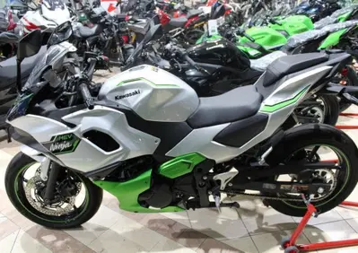 Kawasaki Ninja 7 Hybrid (2024 - 26) - Annuncio 9915809