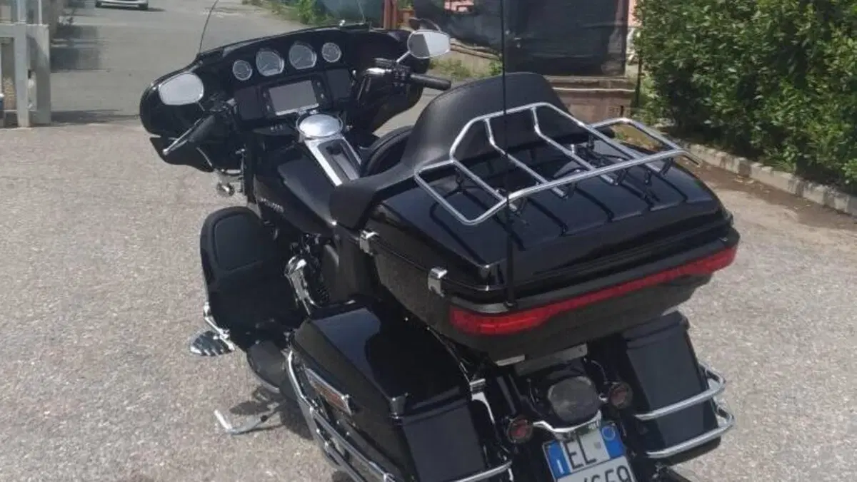 Harley-Davidson 107 Electra Glide Ultra Limited (2017 - 18) - FLHTK  (4)