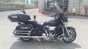 Harley-Davidson 107 Electra Glide Ultra Limited (2017 - 18) - FLHTK  (6)