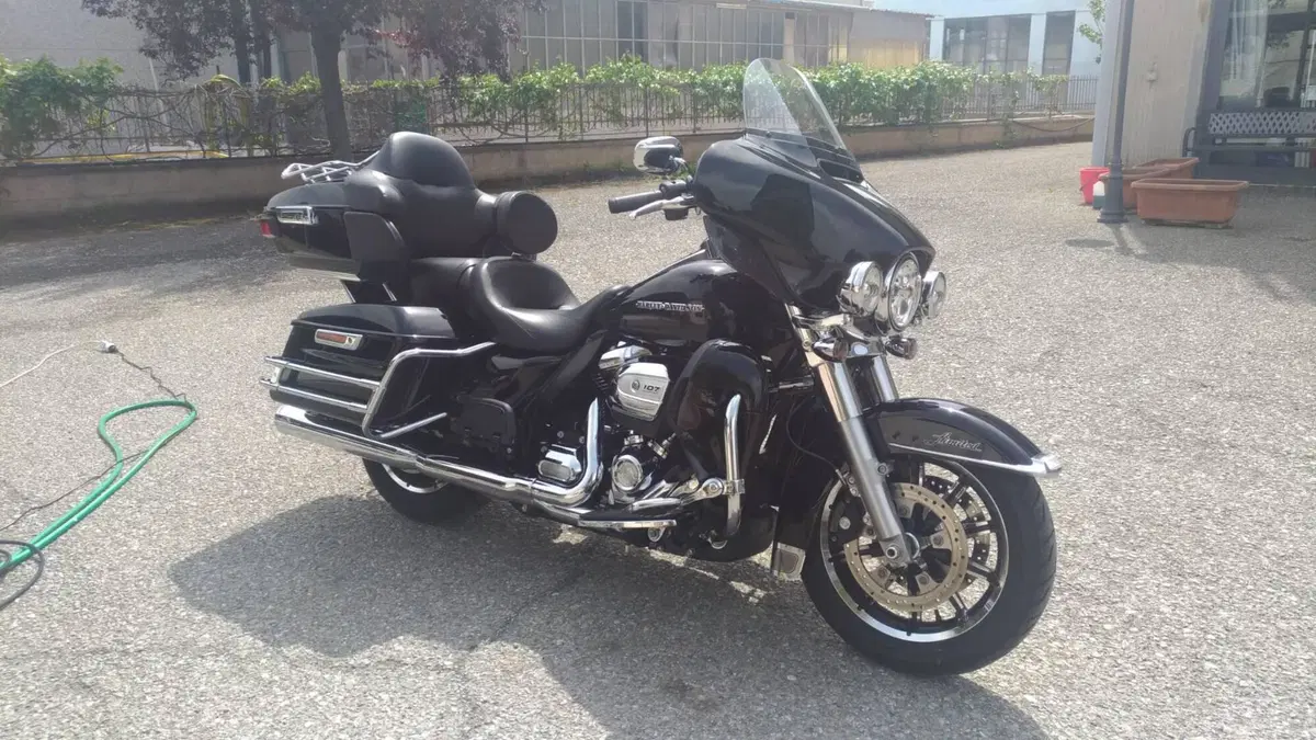 Harley-Davidson 107 Electra Glide Ultra Limited (2017 - 18) - FLHTK  (8)