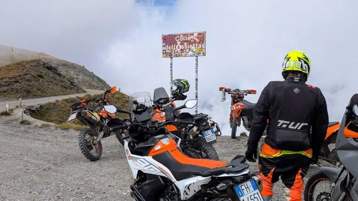 KTM 790 Adventure (2023 - 24)  (2)